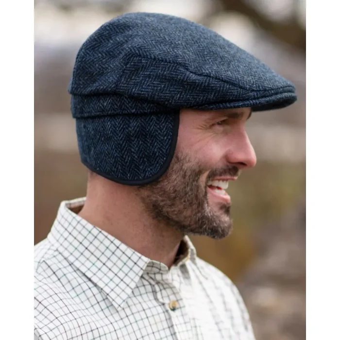 Walker & Hawkes – Edward Harris Tweed Flat Cap fülvédővel - Image 6