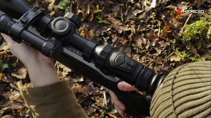 HIKMICRO ALPEX PRO kezelőszervek terepen