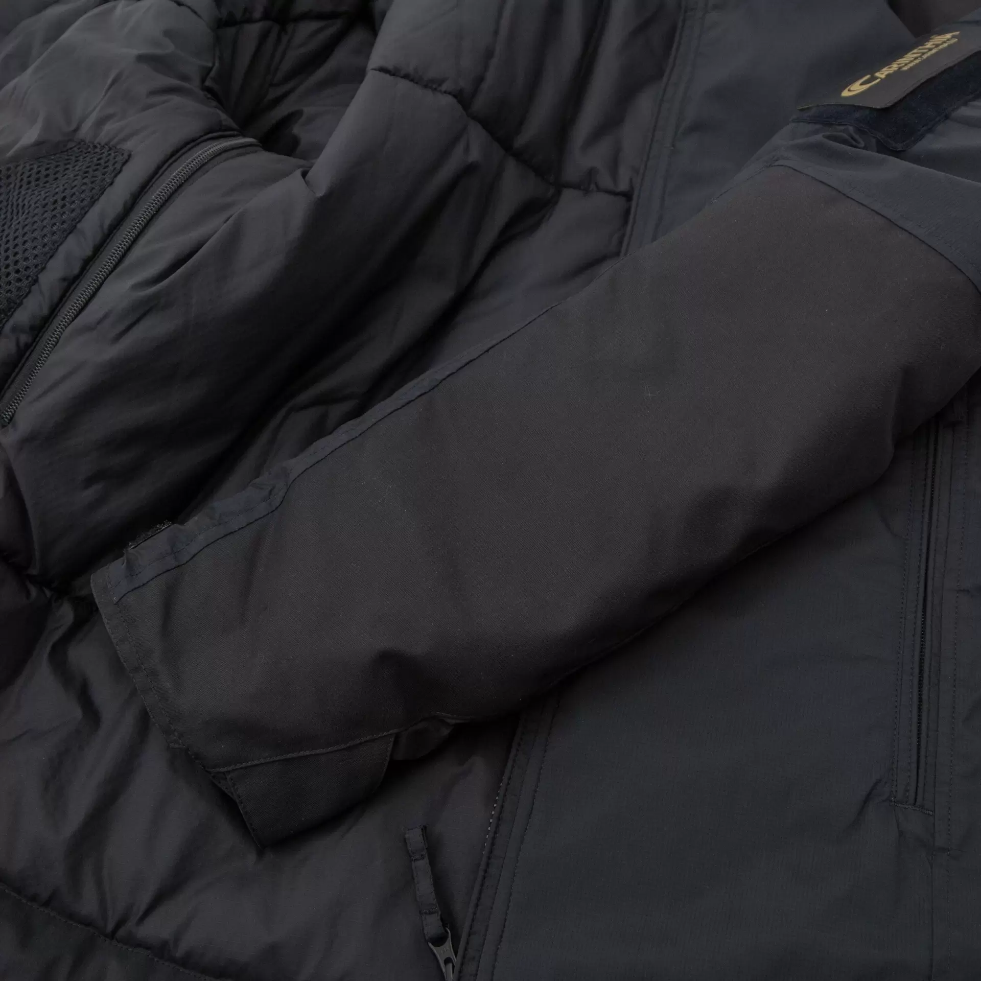 Carinthia HIG 5.0 Jacket – nagy szigetelésű téli kabát – Fekete – gyári termékfotó 24