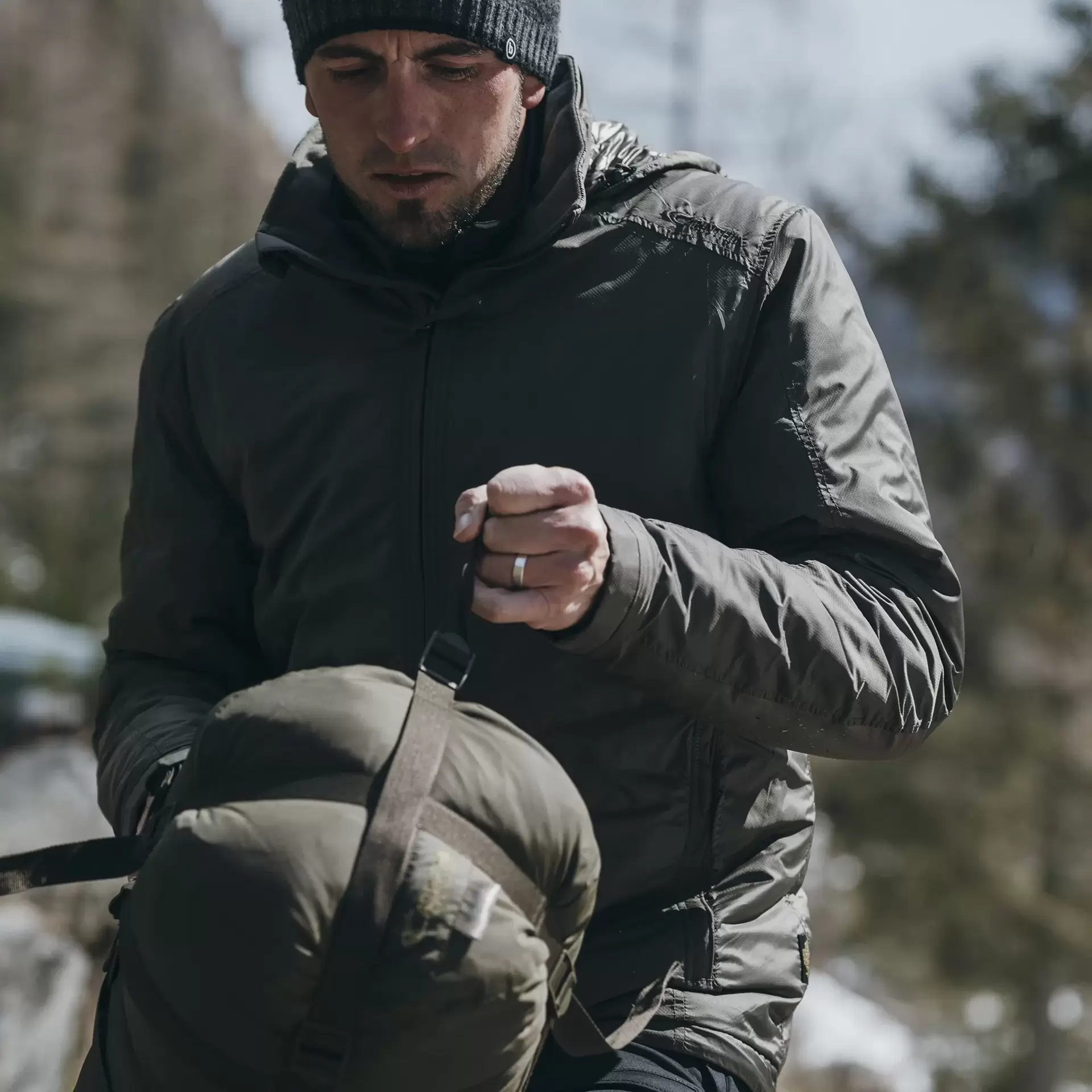 Carinthia LIG 4.0 Jacket könnyű G-LOFT® kabát – Olíva – gyári termékfotó 16