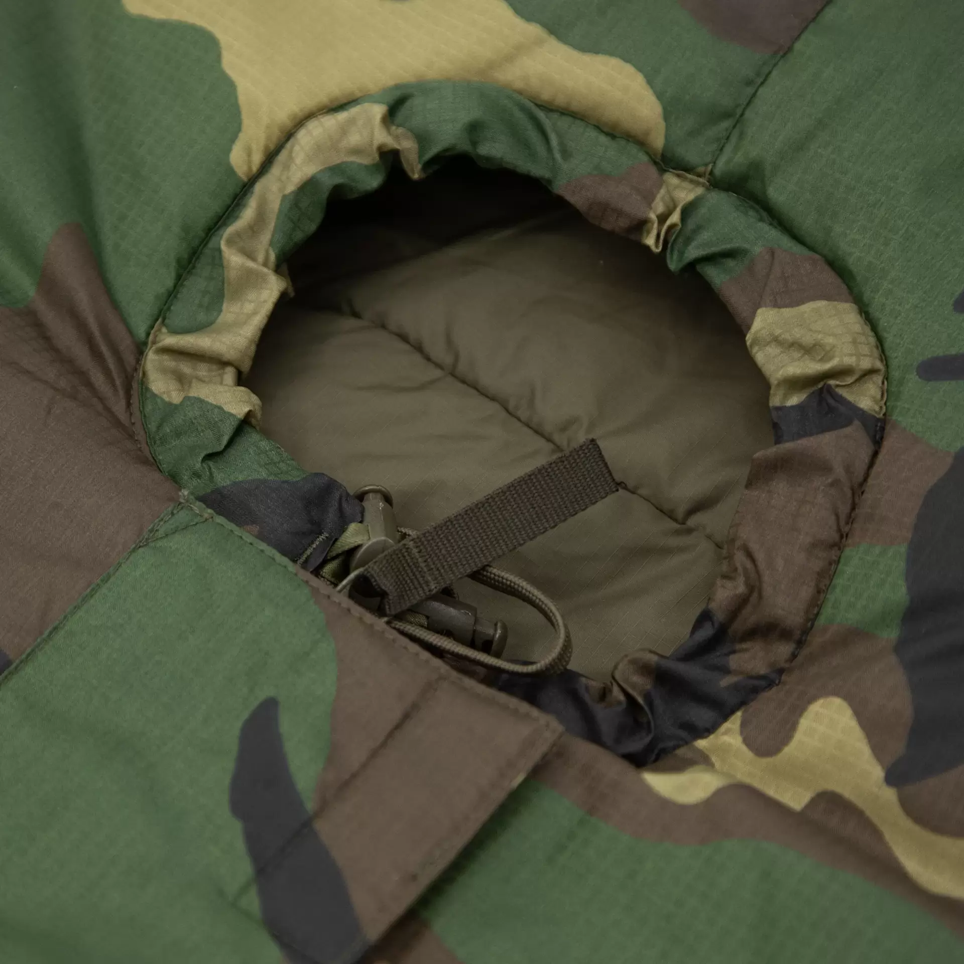 Carinthia Defence 4 háromévszakos G-LOFT hálózsák – Woodland – gyári termékfotó 38