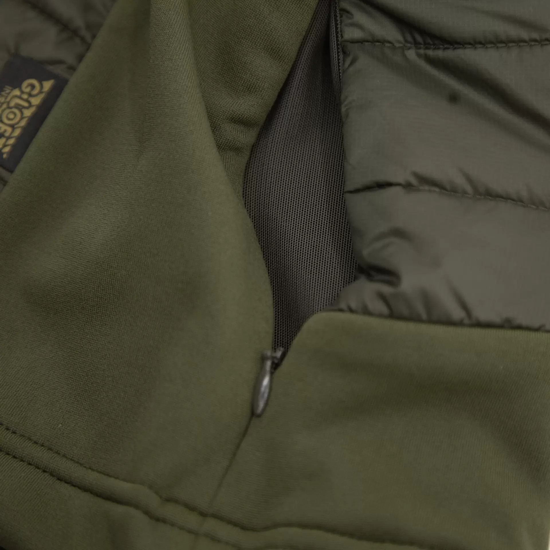 Carinthia G-LOFT® Ultra Shirt 2.0 – könnyű szigetelt technikai felső – Olíva – gyári termékfotó 21