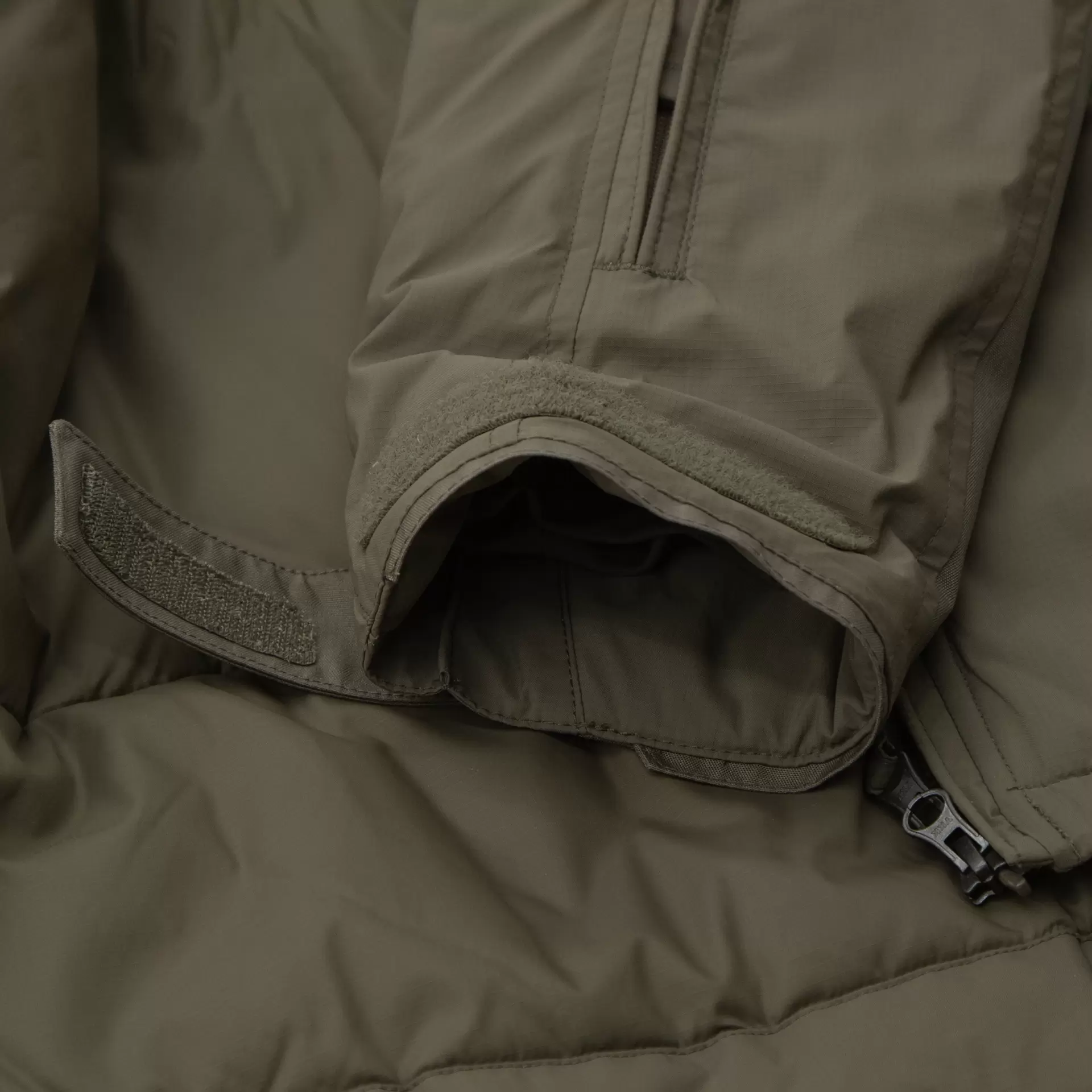 Carinthia HIG 5.0 Jacket – nagy szigetelésű téli kabát – Olíva – gyári termékfotó 13