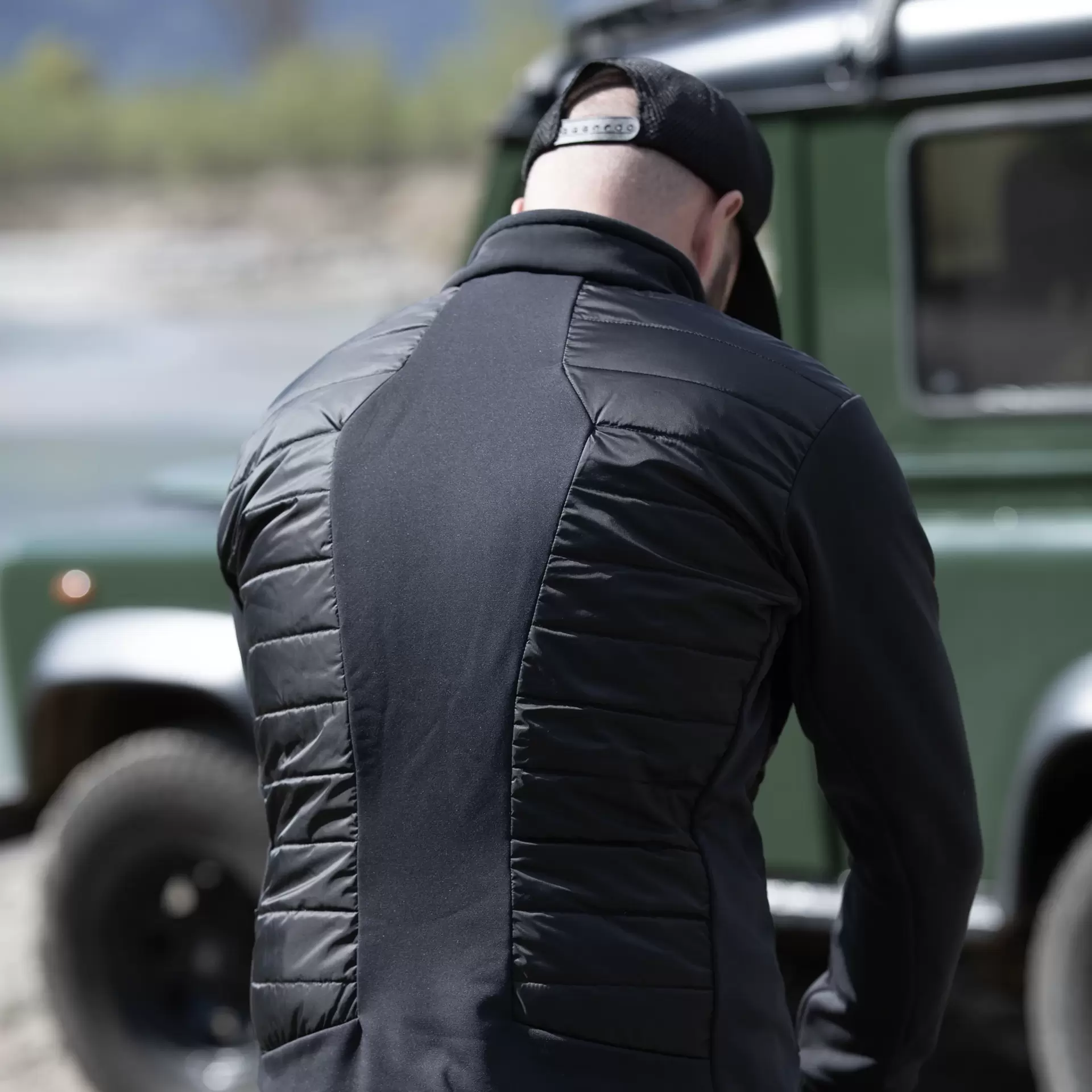 Carinthia G-LOFT® Ultra Shirt 2.0 – könnyű szigetelt technikai felső – Fekete – gyári termékfotó 11