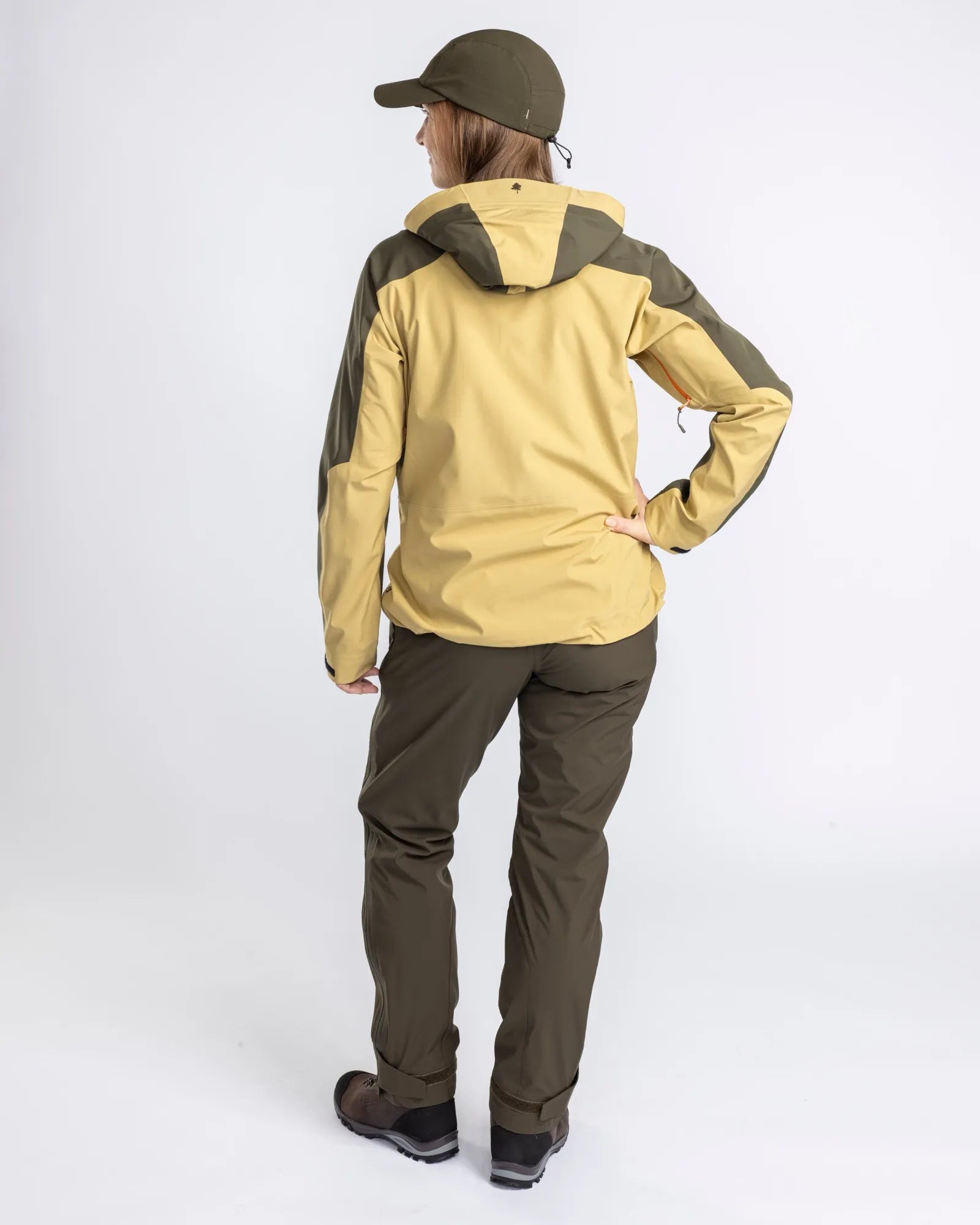 Abisko 3L Trousers W's – Moss Green (135) – 3313