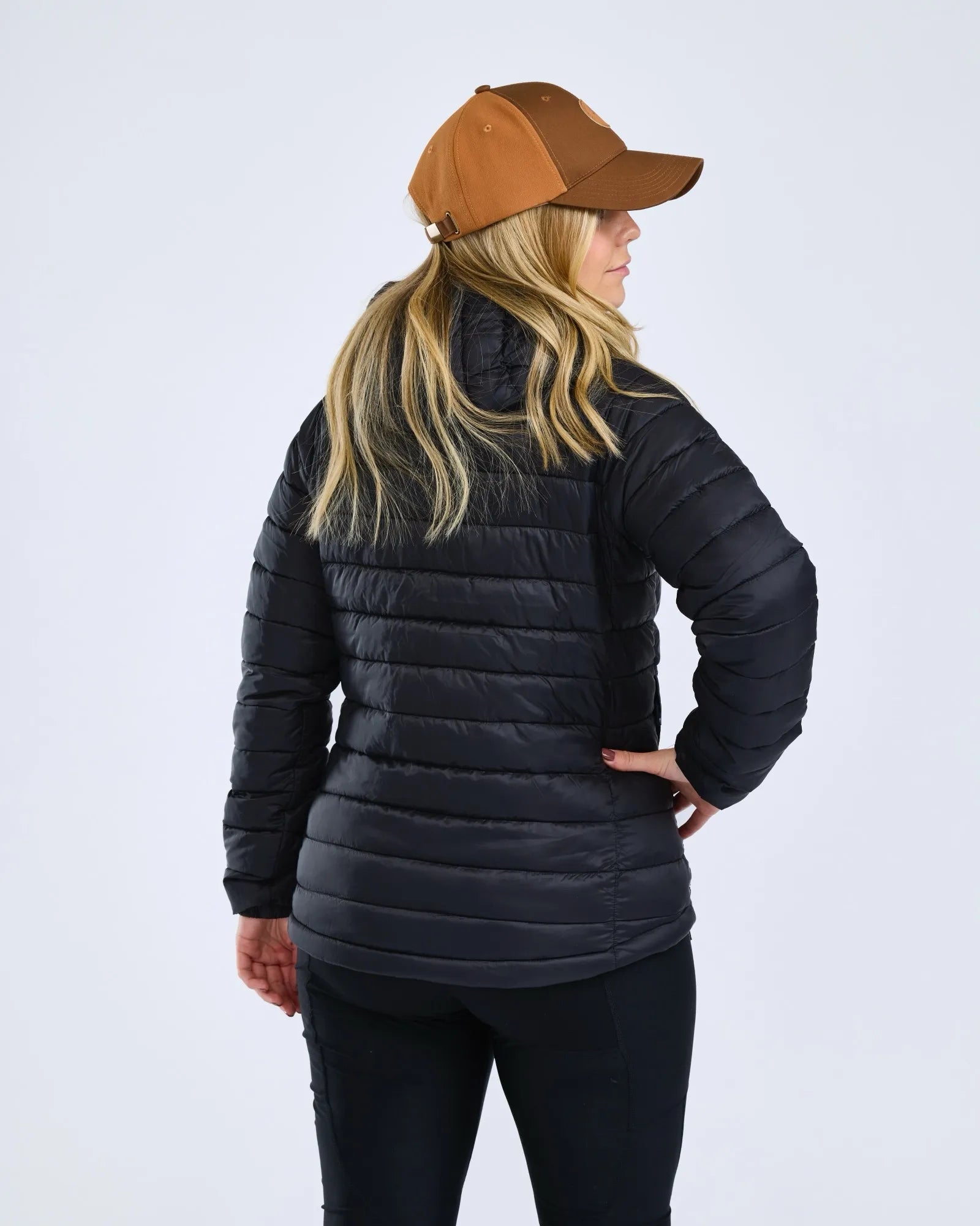 Abisko Insulation Jacket W's – Black (400) – 3252