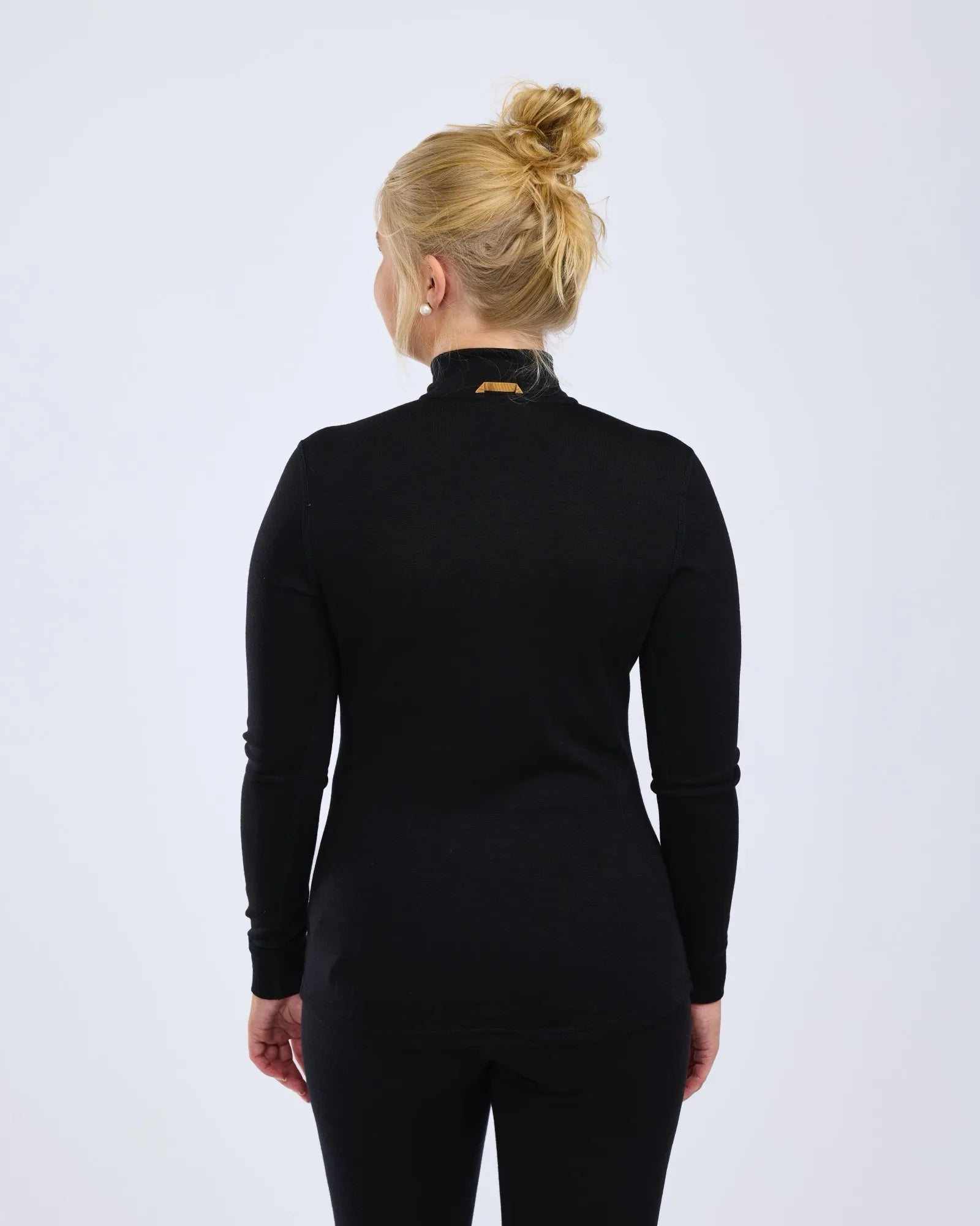 Abisko Merino Base Layer Half Zip W's – Smoke Black (437) – 3406