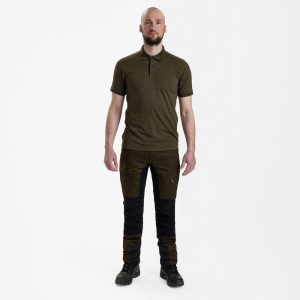 Deerhunter GUNNAR rugalmas galléros póló – 8794 – Adventure Green Melange – vadászzöld melír (354) – elölnézet