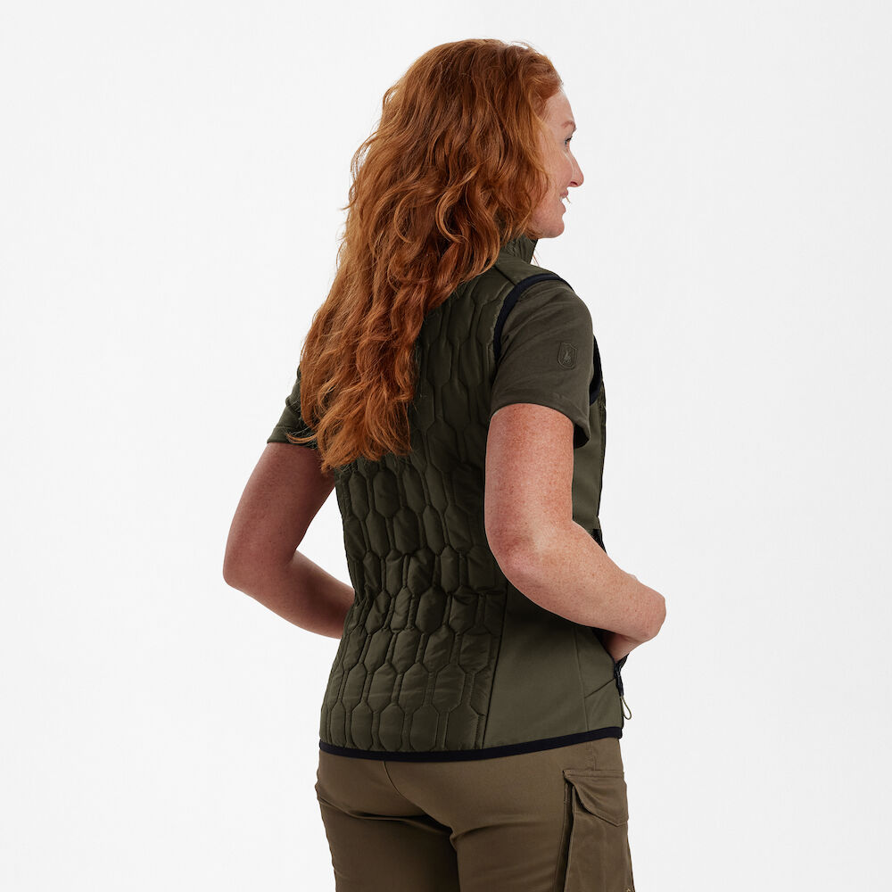 Deerhunter MOSSDALE steppelt mellény – női – 4543 – Forest Green – erdőzöld (361) – hátulnézet