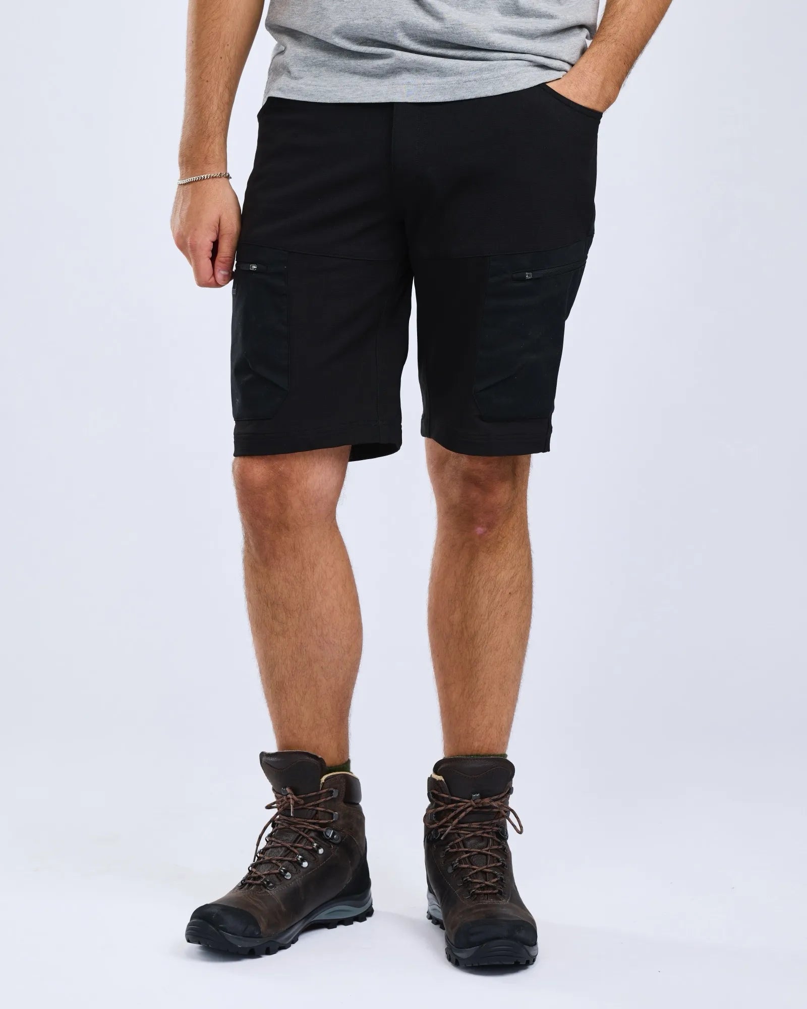 Finnveden Hybrid Shorts M's – Black (400) – 5504