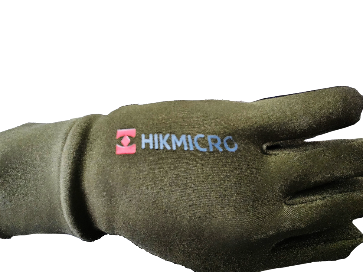 HIKMICRO zöld vadászkesztyű – HIKMICRO logó és anyagrészlet