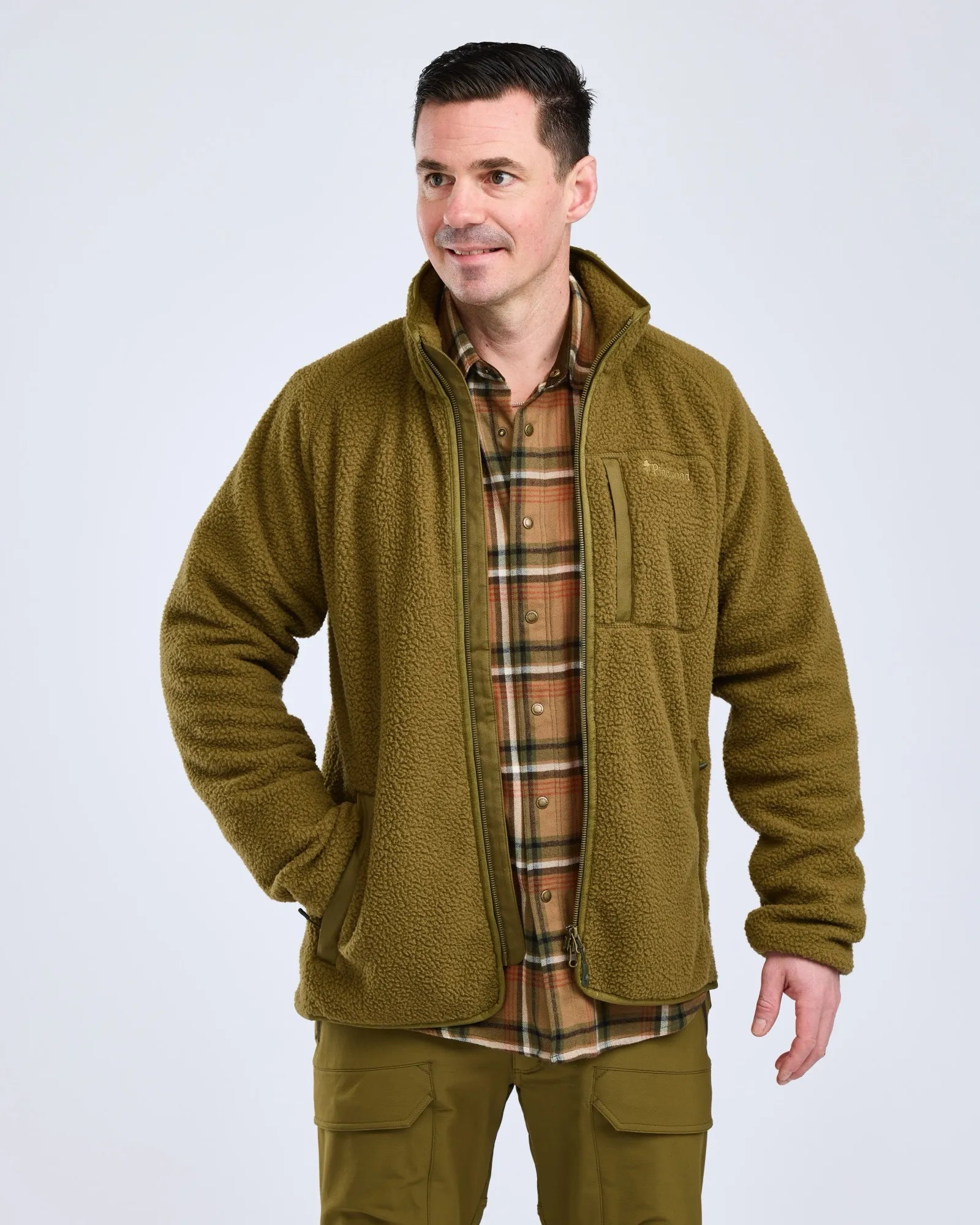 Pinewood® Forest Pile Fleece Jacket M's – Olive Green (770) – 5369