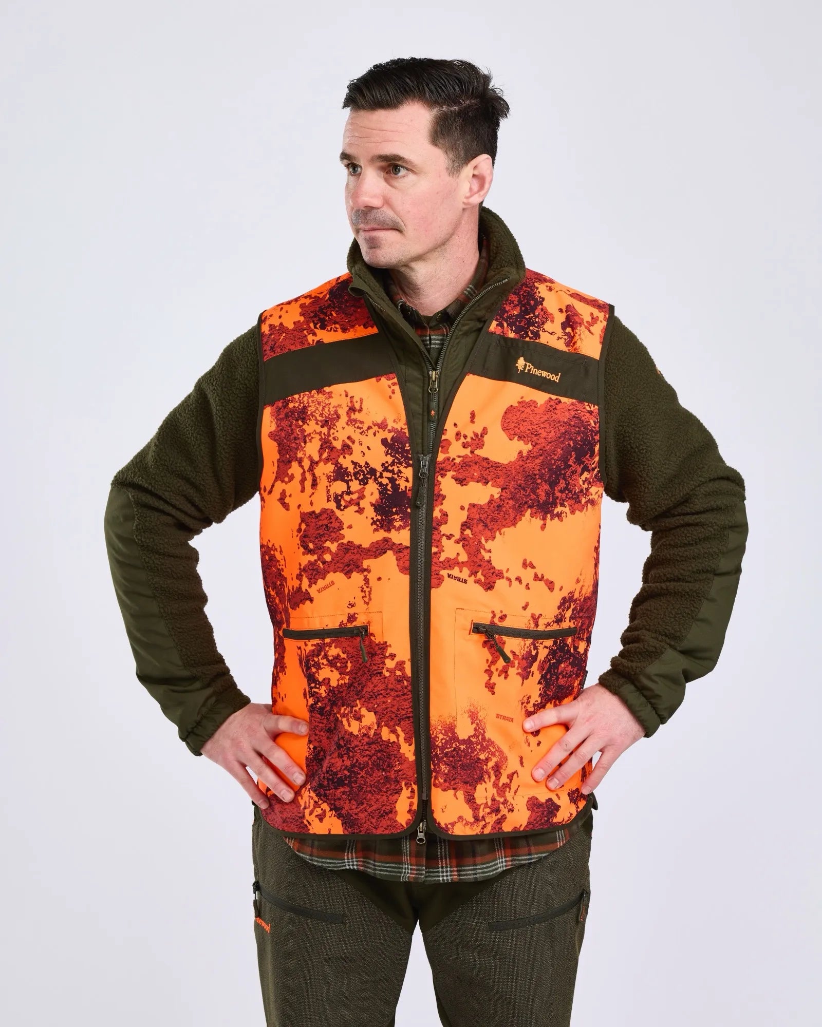 Pinewood® Hunters Camou Vest – Strata Blaze (986) – 5621