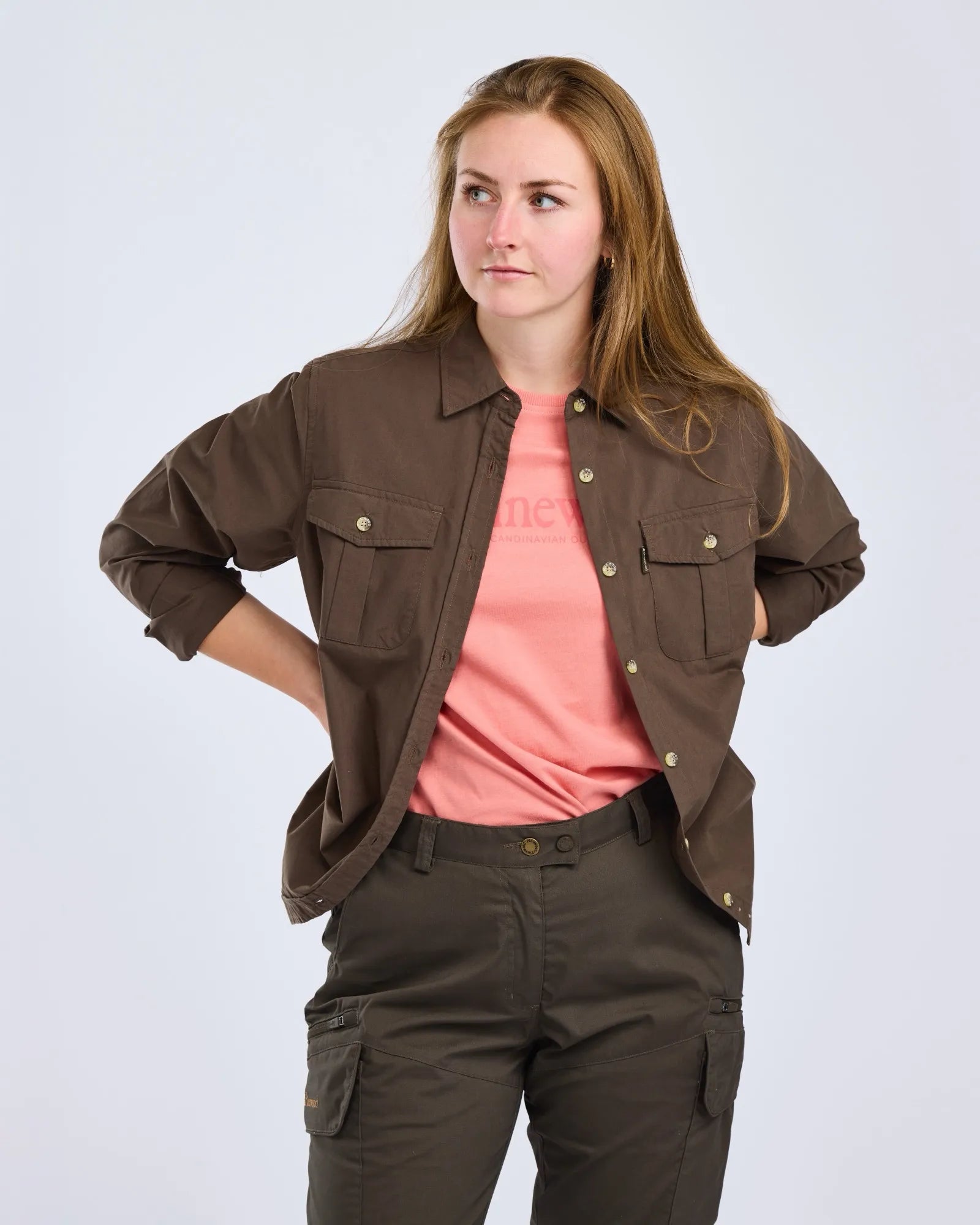Pinewood® Safari L/S Shirt W's – D.Olive (128) – 3128
