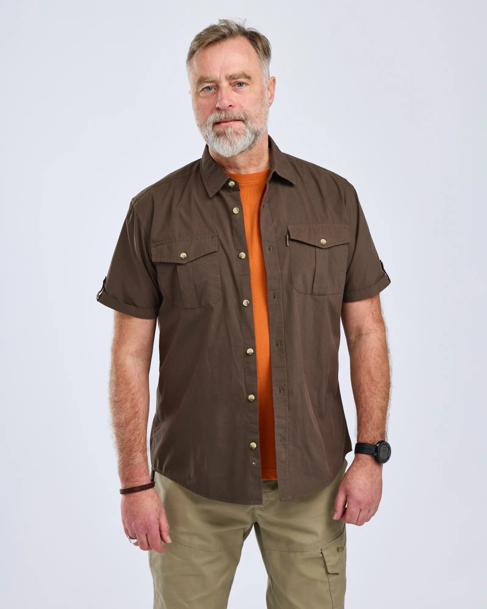 Pinewood® Safari S/S Shirt M's – D.Olive (128) – 5130