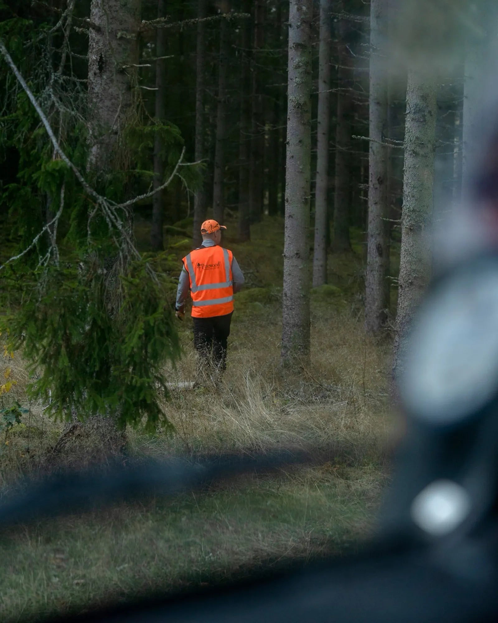 Pinewood® Safety Vest M's – Highvisual Orange (502) – 9220