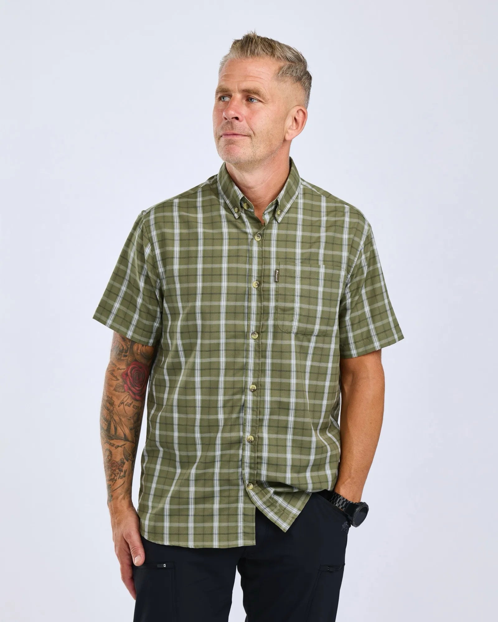 Pinewood® Summer Shirt M's – Olive (107) – 5239