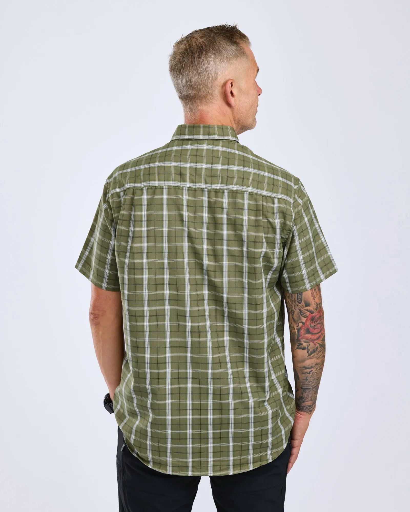Pinewood® Summer Shirt M's – Olive (107) – 5239