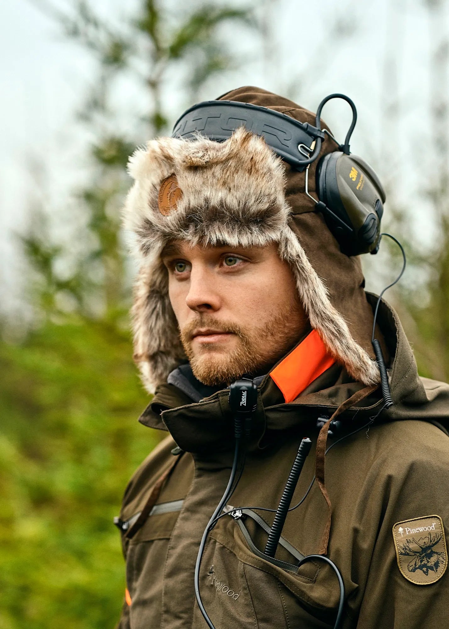 Pinewood® Winter Hat – Suede Brown (241) – 9420