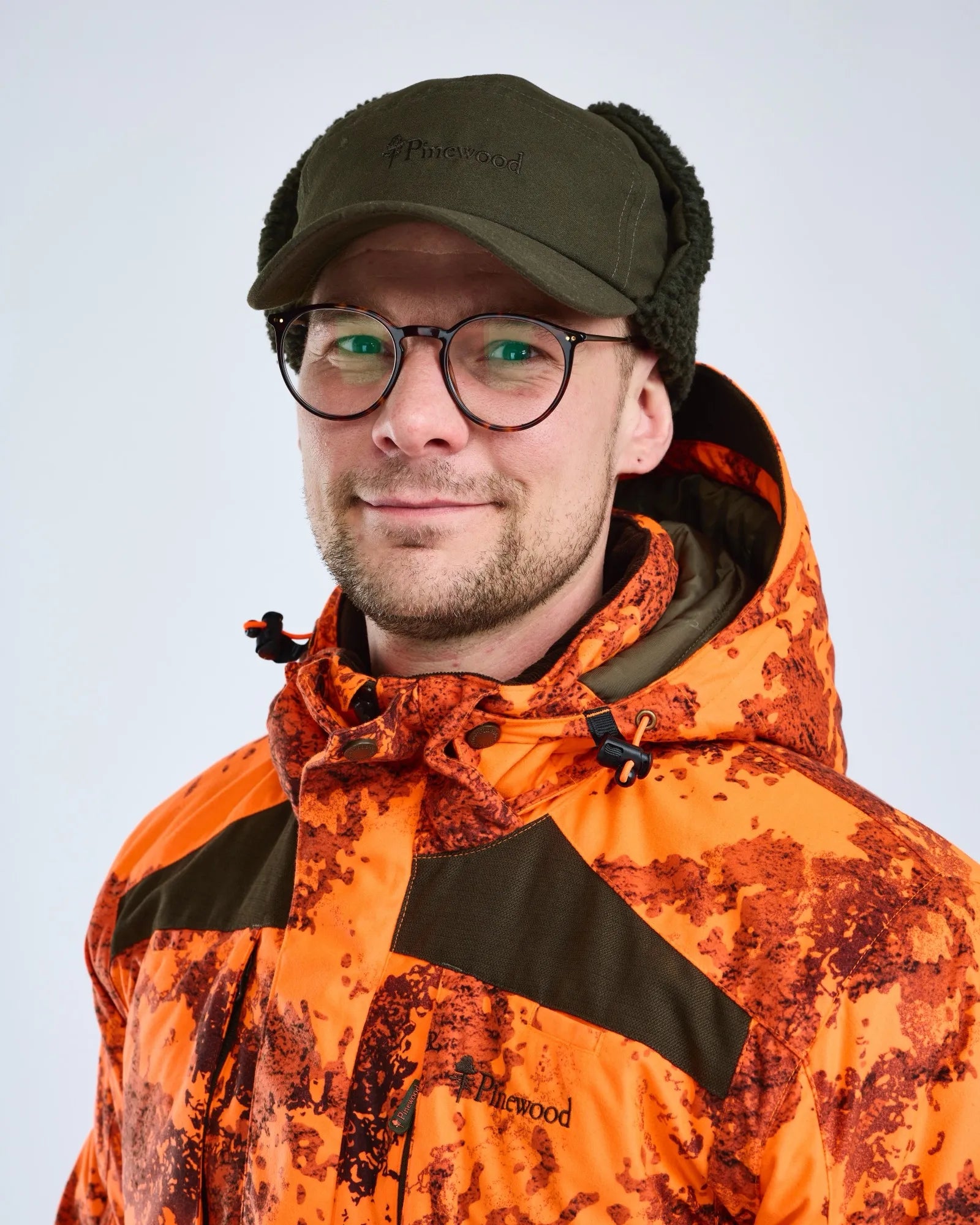 Småland Teddy Winter Cap – Mossgreen/Orange (192) – 1219