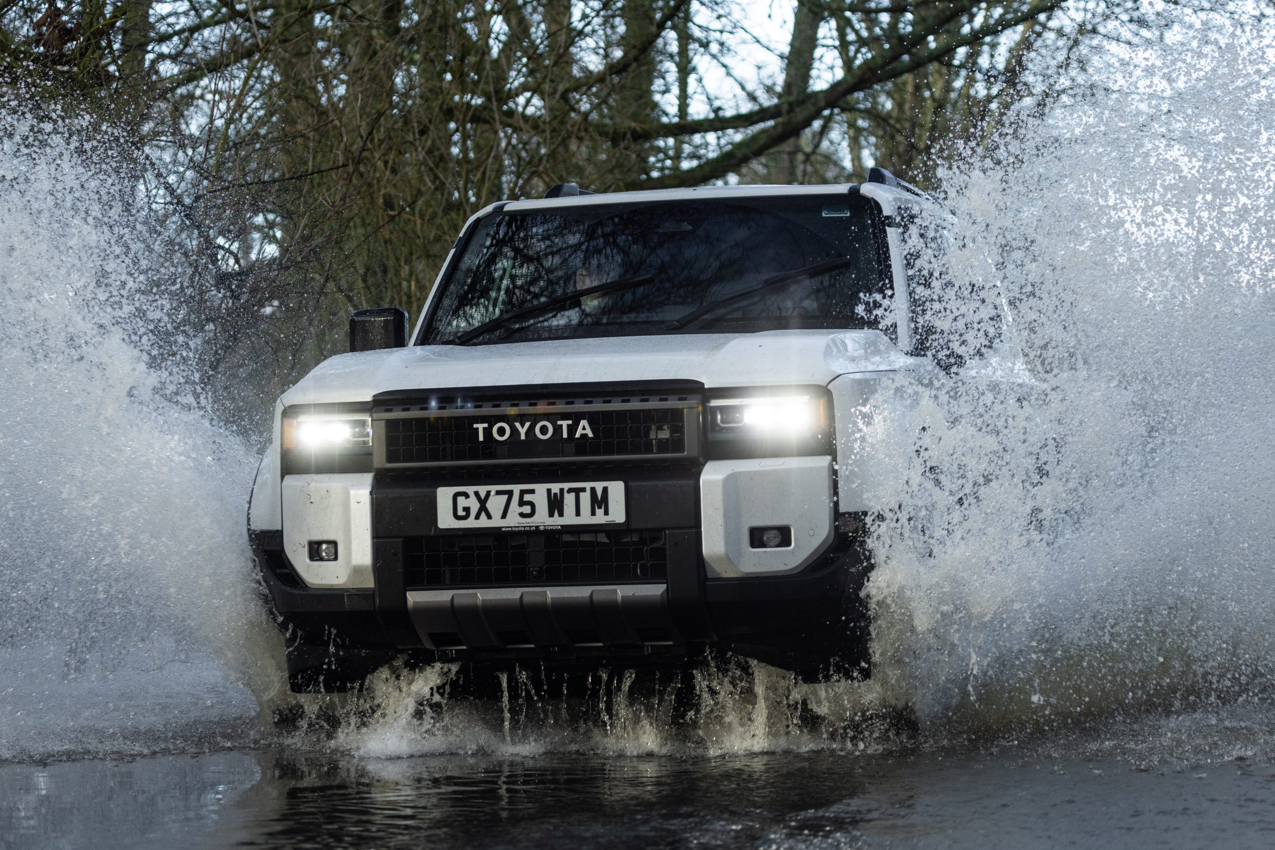 Toyota Land Cruiser 250 2.8D 48V – gyári kép